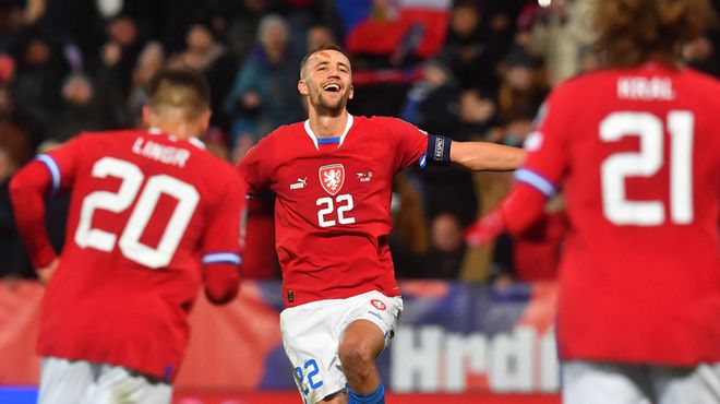 靠本土年輕 靠本土年輕