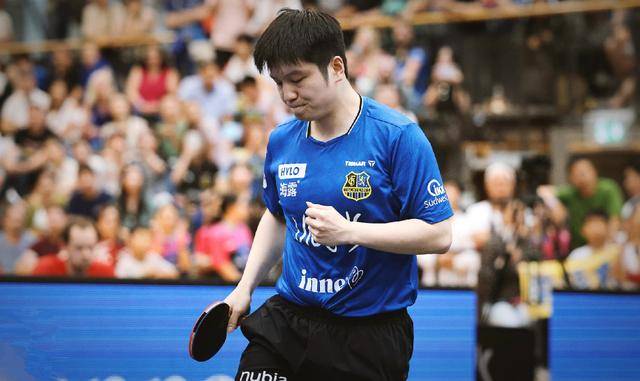 哈登持球吸 哈登持球吸